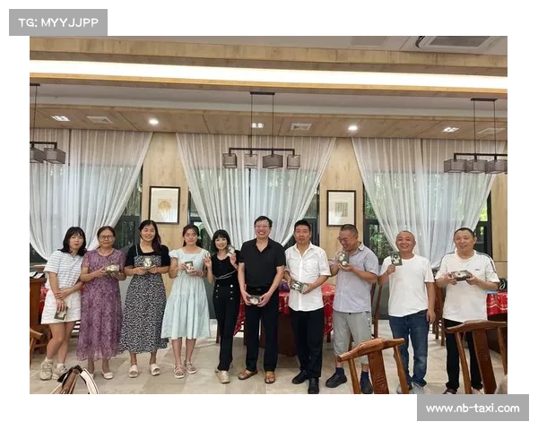 清风引领携手同行共建和谐美好社区愿景